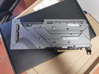 Gráfica AMD Radeon RX 7800 XT 16GB