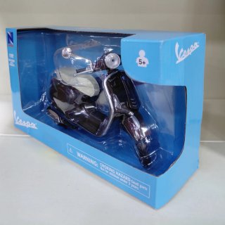 Vespa Piaggio New Primavera 1:12 Die-Cast