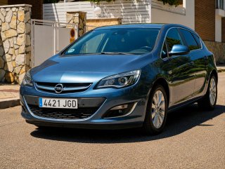 Opel Astra 1.6 CDTi 136 2015