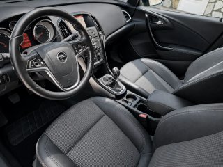 Opel Astra 1.6 CDTi 136 2015