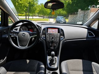 Opel Astra 1.6 CDTi 136 2015