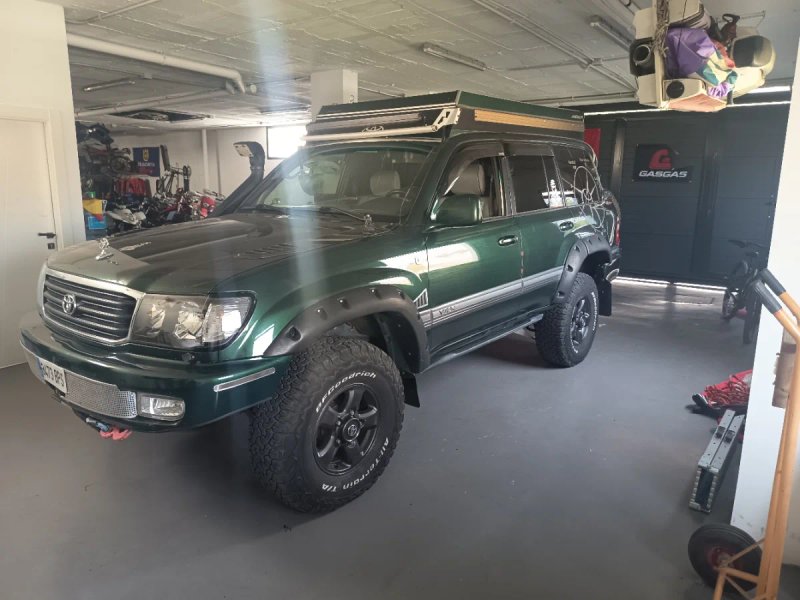 Toyota Land Cruiser 1999, foto 2