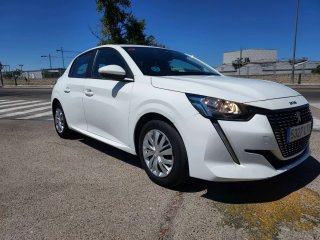 Peugeot 208 2021