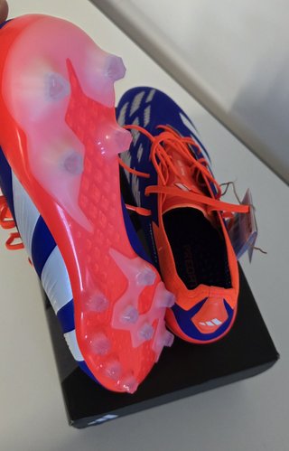 Scarpe calcio n.44 Adidas Predatore AG Elite nuove