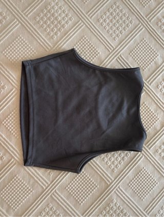 Top deportivo SHEIN gris talla única