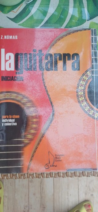 Libro de guitarra La Guitarra - Iniciación