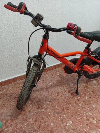 Bicicleta infantil Btwin naranja
