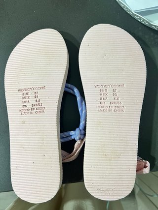 Chanclas Snoopy