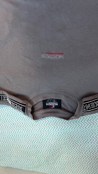 Camiseta McKenzie Gris