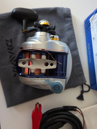 Carrete Eléctrico Daiwa Hyper Tanacom 500F