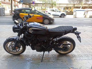 YAMAHA XSR 700