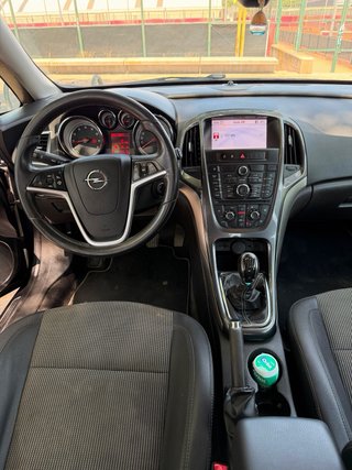 Opel Astra 1.4 Turbo 2013
