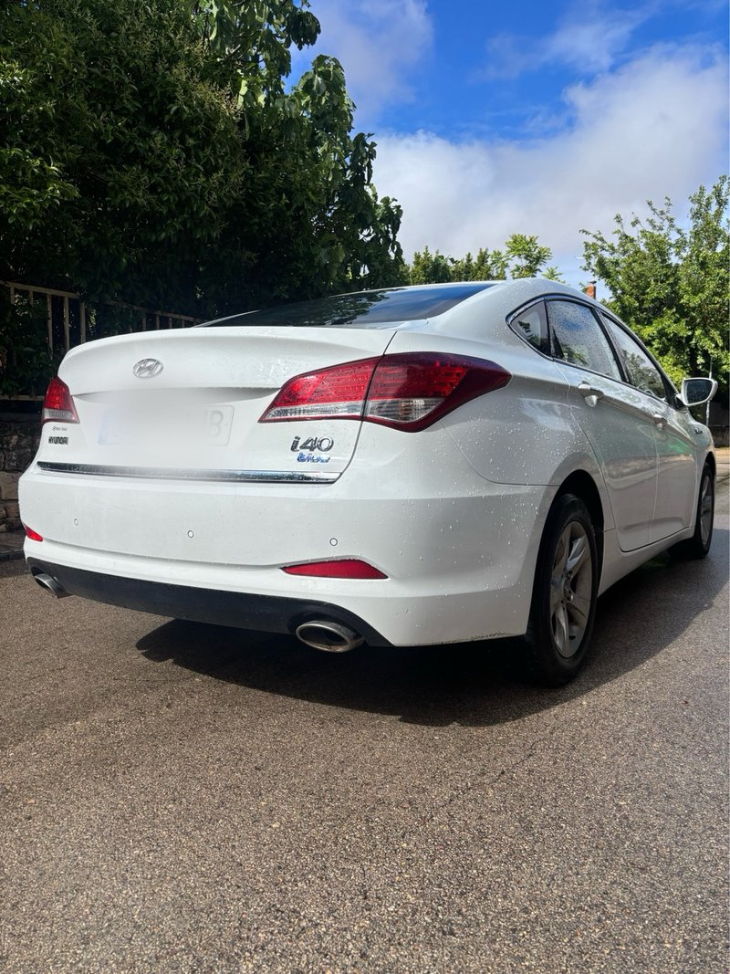 Hyundai i40 2012 - foto 1