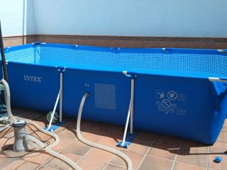 Piscina Intex Azul y Blanca
