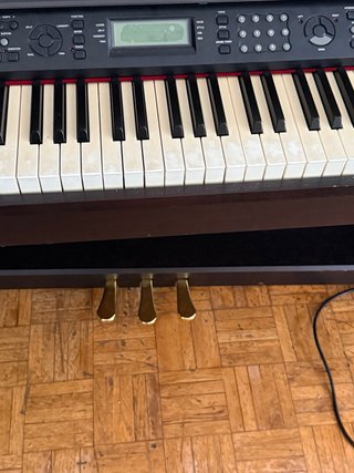 Piano digital en buen estado en perfectas condicon