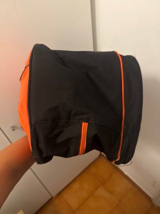 Paletero Bullpadel Negro y Naranja