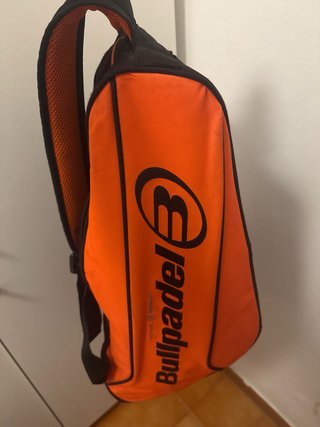 Paletero Bullpadel Negro y Naranja