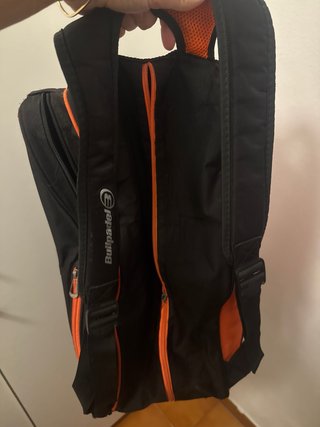 Paletero Bullpadel Negro y Naranja