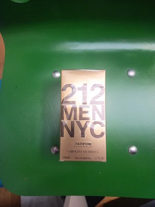Carolina Herrera 212 Men NYC Parfum 50ml