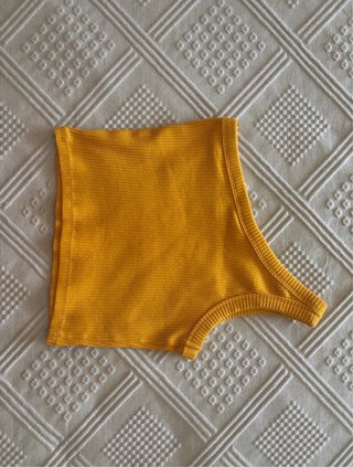 Top naranja