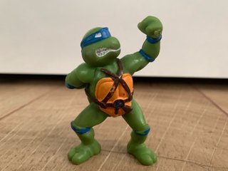 Figurita Tortuga Ninja Leonardo