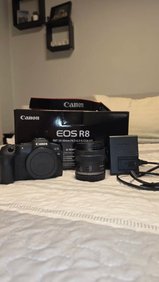 Canon EOS R8 + RF 24-50mm f4.5-6.3 IS STM