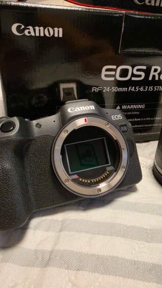 Canon EOS R8 + RF 24-50mm f4.5-6.3 IS STM