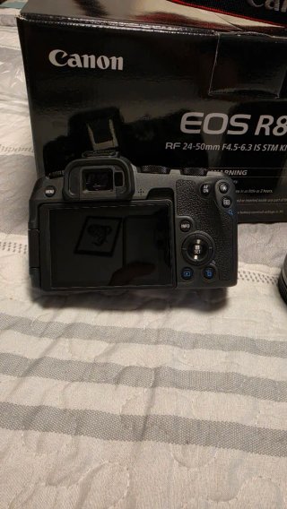Canon EOS R8 + RF 24-50mm f4.5-6.3 IS STM