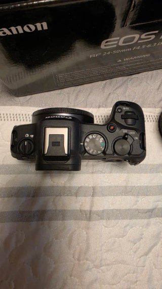 Canon EOS R8 + RF 24-50mm f4.5-6.3 IS STM