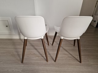 Mesa Comedor Ikea Lisabo + 2 Sillas