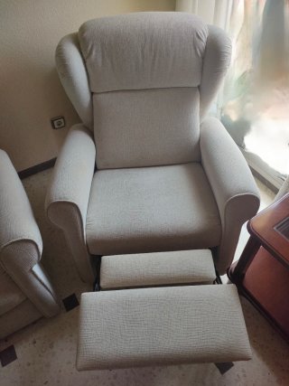 2 Sillones de tela blanco roto