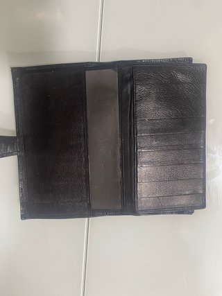 Cartera de piel con relieve de cocodrilo