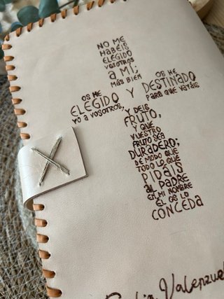 Fundas de biblia hechas a mano