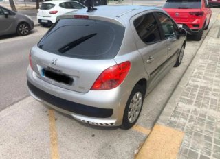 Peugeot 207 2006