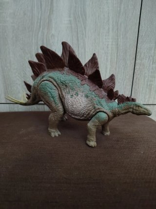 Figura Stegosaurus Jurassic World