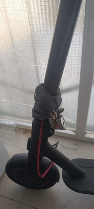 Patinete eléctrico con candado