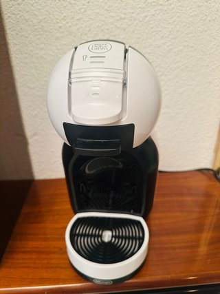 Cafetera Nescafé Dolce Gusto DeLonghi