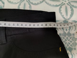 Pantalones negros McDonald's