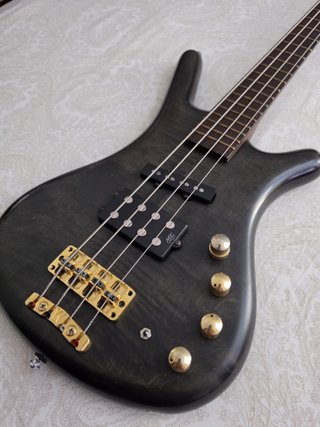 Bajo Warwick FNA Jazzman