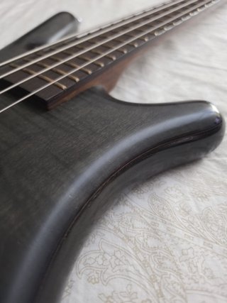 Bajo Warwick FNA Jazzman