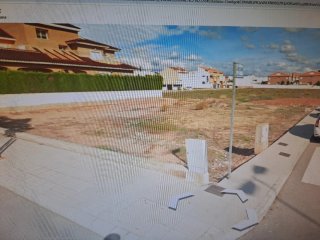 Parcela zona Piscina esquinera