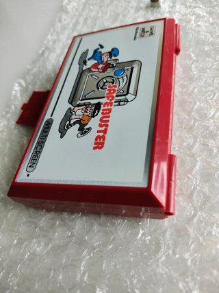 Nintendo Game watch safebuster