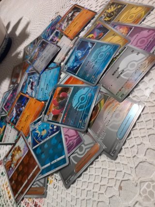lotto olografiche cinesi pokemon