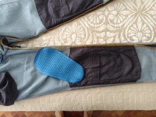 Pantalón vaquero moto Revit