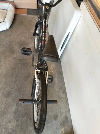 Bicicleta BMX Negra