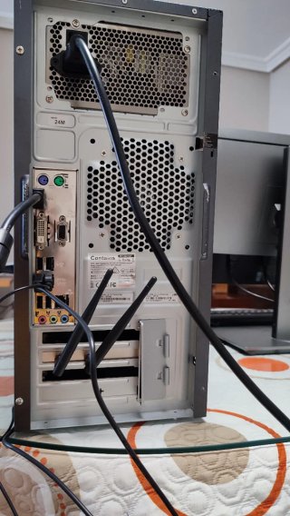 Ordenador Sobremesa Asus i7 12Gb RAM 1TB HDD Win11
