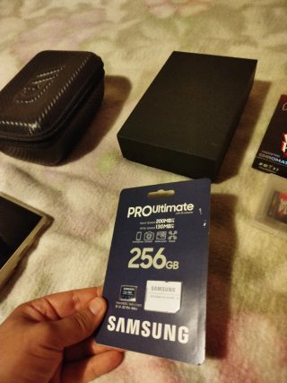 Analogue Pocket Limited Edition [Gold]+ Extras