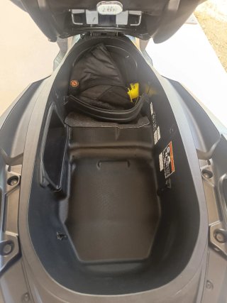 Honda Adv 350