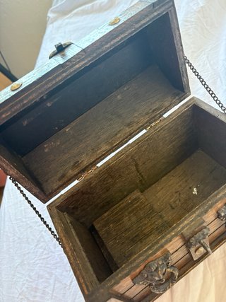 Baúl joyero de madera vintage