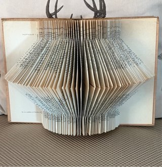 Libri decorativi piegati per casa/ufficio/studio